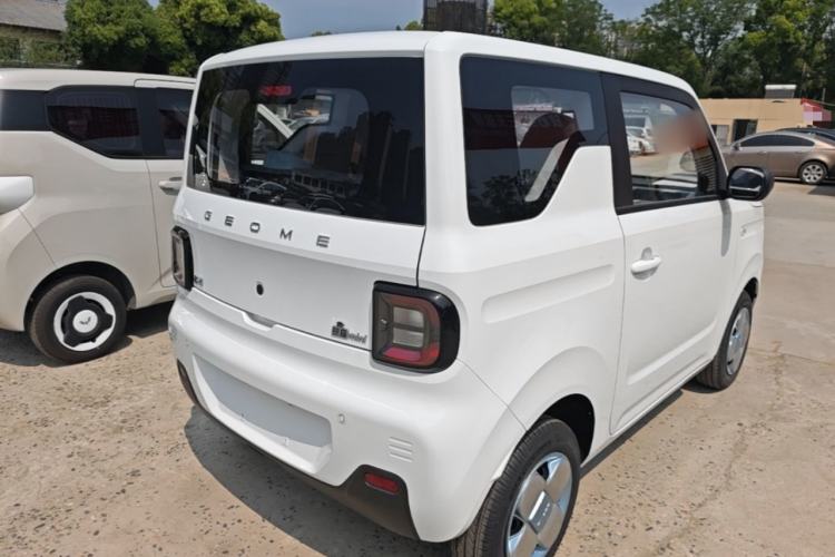 Used Geely Galaxy Panda 2024 Panda Mini 200km Endurance Bear
