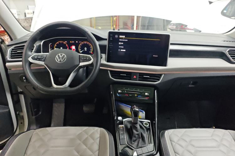 Used Volkswagen Tayron 2023 300TSI Two-Wheel-Drive Luxury Plus Advanced Edition
