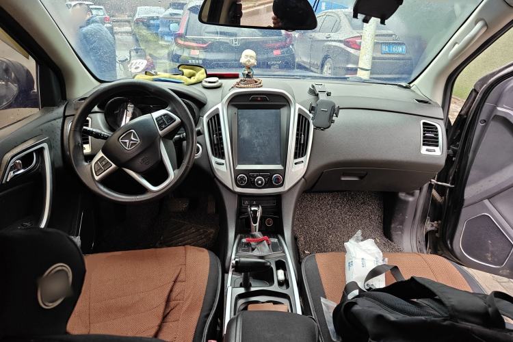 Used JMC Yusheng S350 2013 2.4T Automatic 2WD Diesel Luxury Edition 5 Seats
