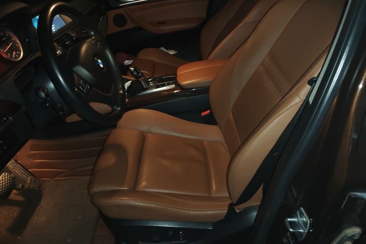 Used BMW X6 2014 xDrive35i Sport model Left Front Seat