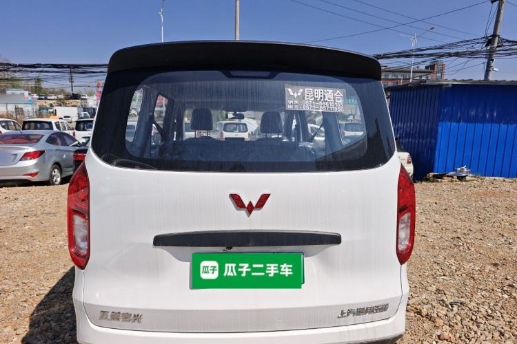Used Wuling Hongguang New Energy 2025 Extended-Range Hybrid 50 km Standard Version Rear