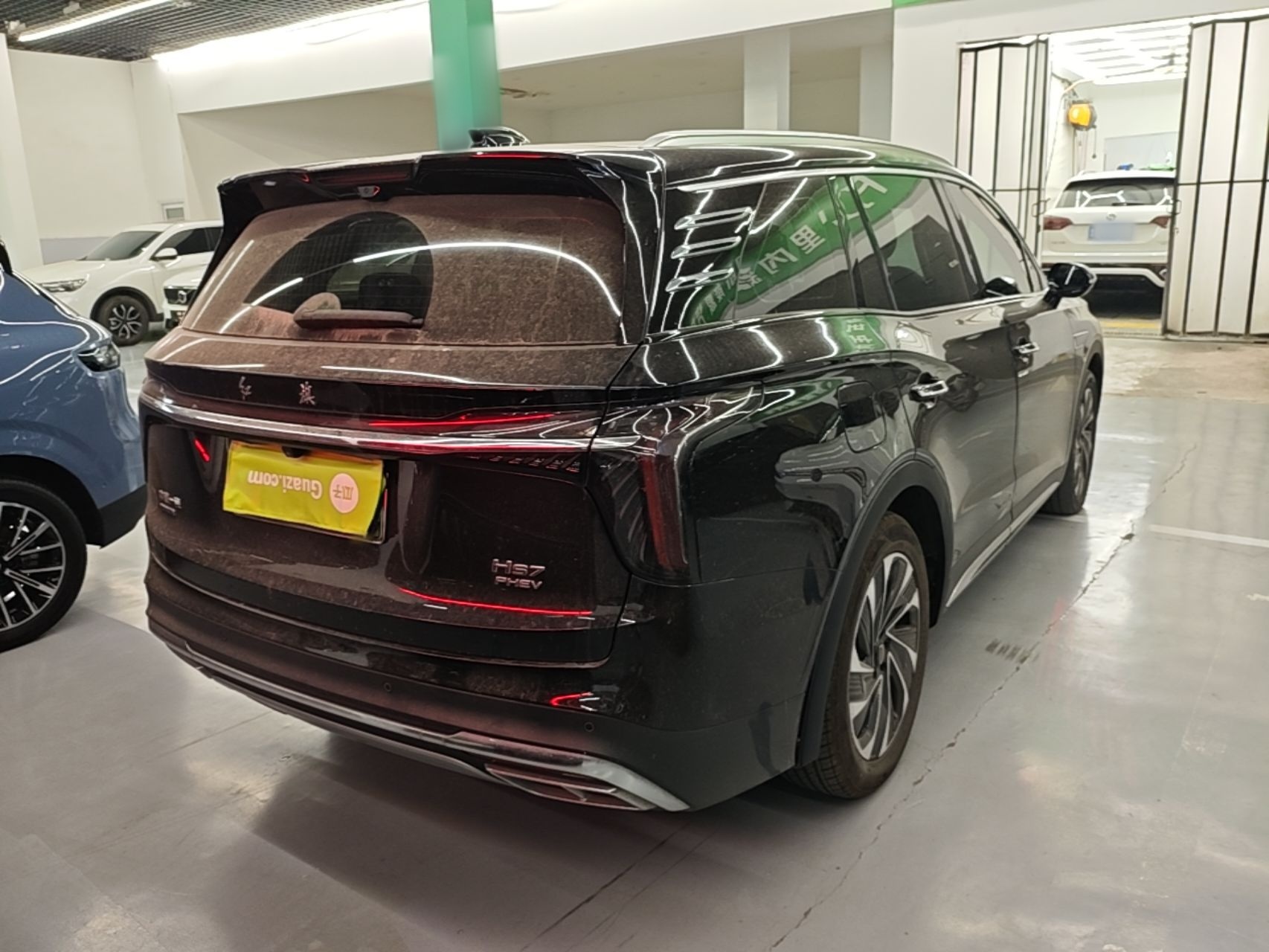 Hongqi HS7 PHEV 2024 2.0T PHEV Four-Wheel Drive Flagship Edition 6 Seats — снимка 6