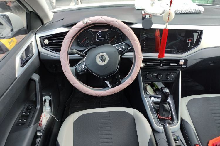 Used Volkswagen Polo 2021 Plus 1.5L Automatic Colorful Tech Edition Steering Wheel