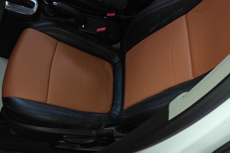 Used Buick Encore 2015 1.4T Automatic Two-Wheel Drive Urban Elite Version
