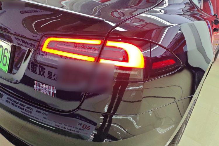 Used Tesla Model S 2023 Three-Motor All-Wheel-Drive Plaid Version
