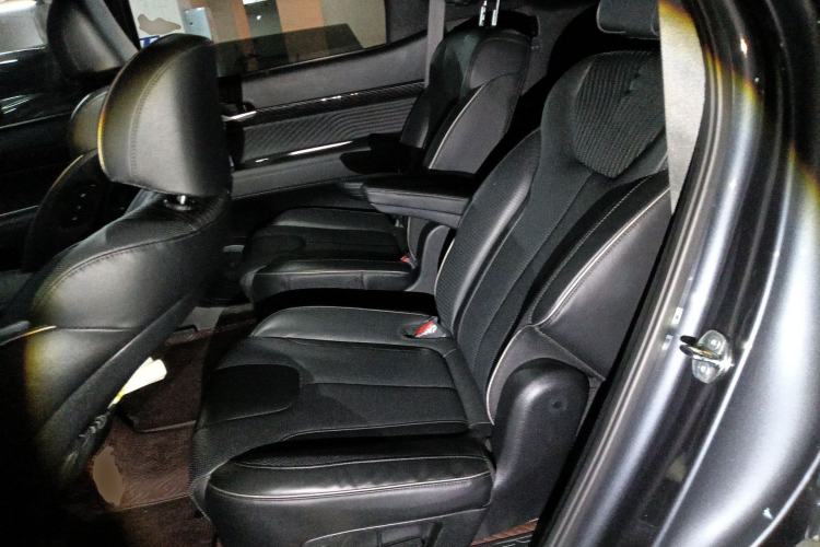 Used Hyundai Palisade 2023 3.5L Automatic 4x4 the Appreciator Plus Version Left Rear Seat