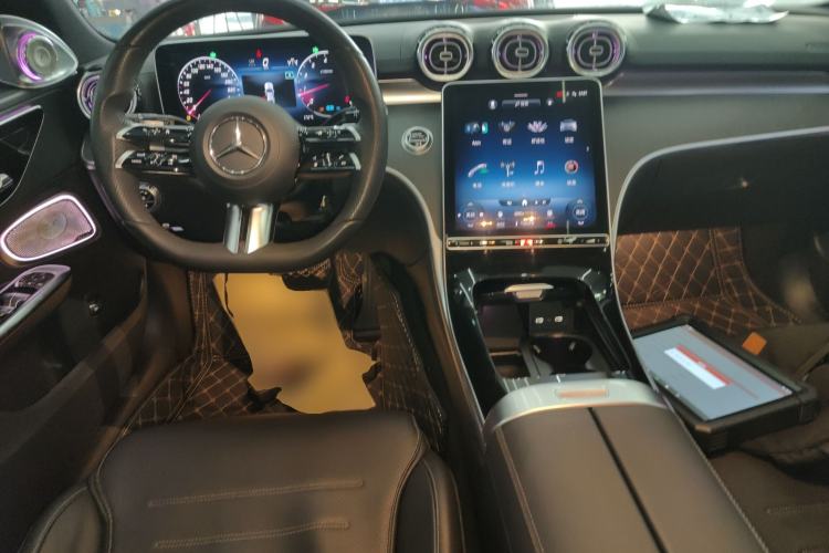 Used Mercedes-Benz C-Class 2022 C 200 L Sport Edition Center Console