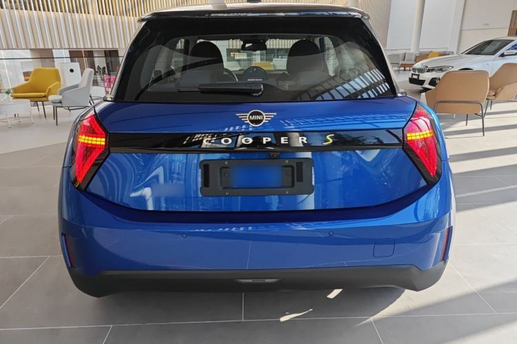 Used MINI Electric MINI COOPER 2024 452km COOPER SE Artist
