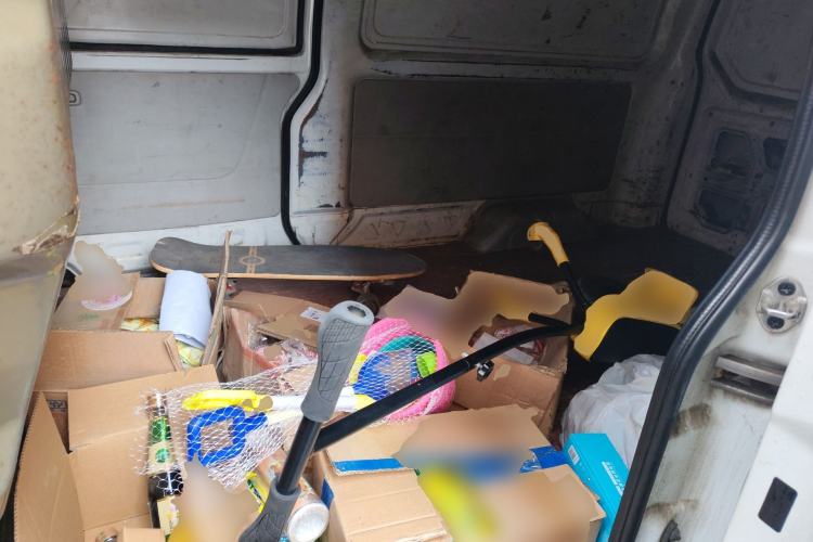 Used Jinbei New Hiace S 2018 1.5L Wealth Edition Van DLCG14
