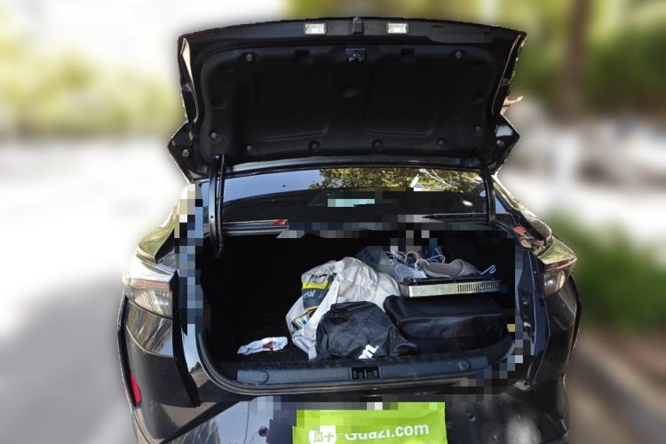 Used Dongfeng Aeolus Yixuan 2021 230T Automatic Zuiying Knight Edition Trunk