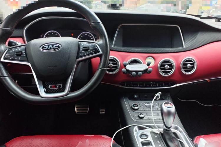 Used JAC Group Refine S7 2017 2.0T Automatic Luxury Model