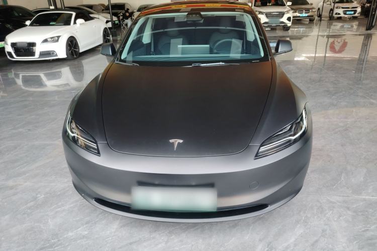 Used Tesla Model 3 2023 Long-Range All-Wheel-Drive Version