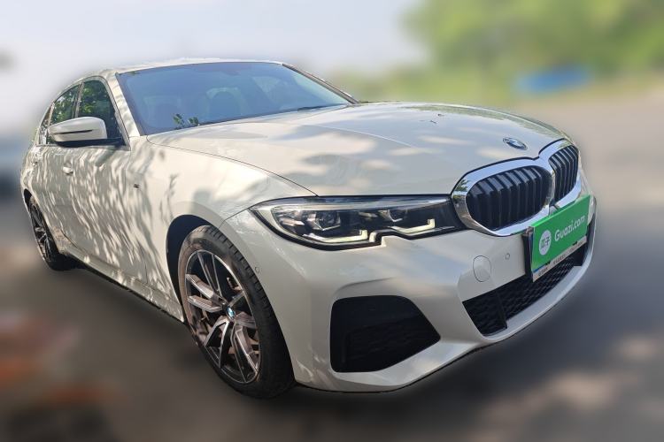 Used BMW 3 Series 2020 320Li M Sport Package Front Right 45 Deg