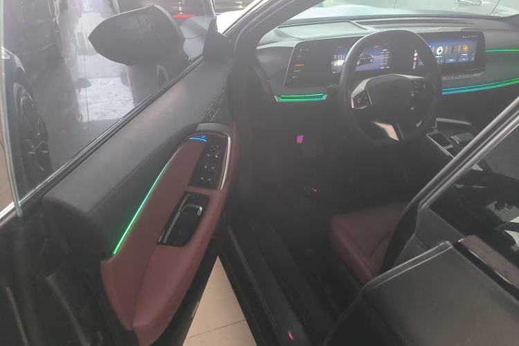 Used MG 7 2025 2.0T 405 AT Luxury Edition