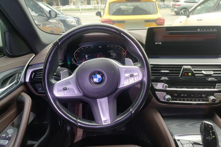 Used BMW 5 Series 2023 530Li Leading Model M Sport Package Steering Wheel