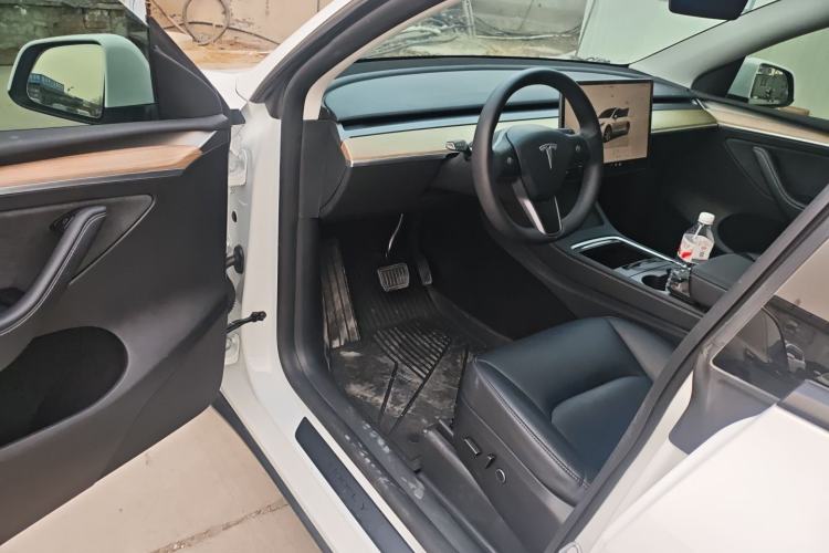 Used Tesla Model Y 2022 Revised Version Rear-Wheel Drive Driver Seat
