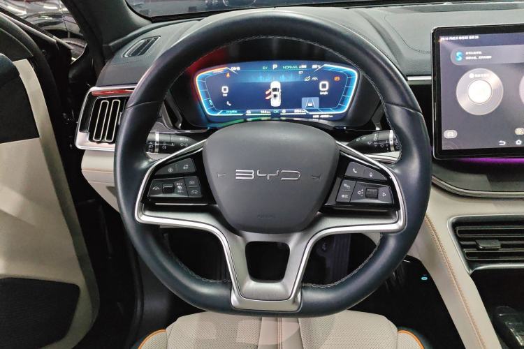 Used BYD Song PLUS New Energy 2023 Champion Edition DM-i 150KM Flagship PLUS
