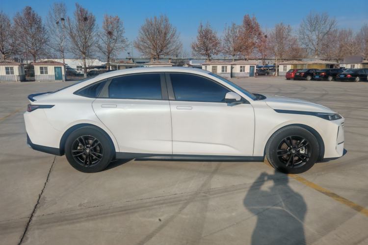 Used CHANGAN Eado DD 2023 Blue Whale NE 1.5T GDI DCT Luxury Edition Exterior 3