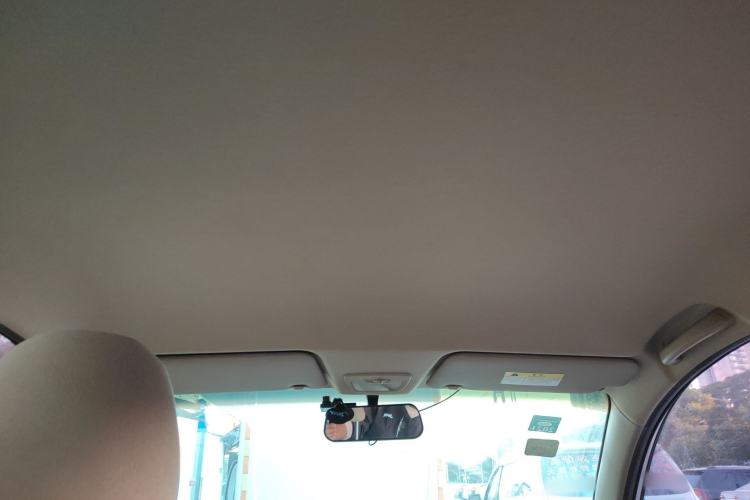 Used Baojun 730 2016 Revised 1.5L Manual Standard Version 7 Seats China V Emission Standard Headliner