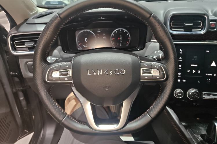 Used Lynk & Co 02 2018 1.5T DCT Two-Wheel Drive Pro Version China V Emission Standard
