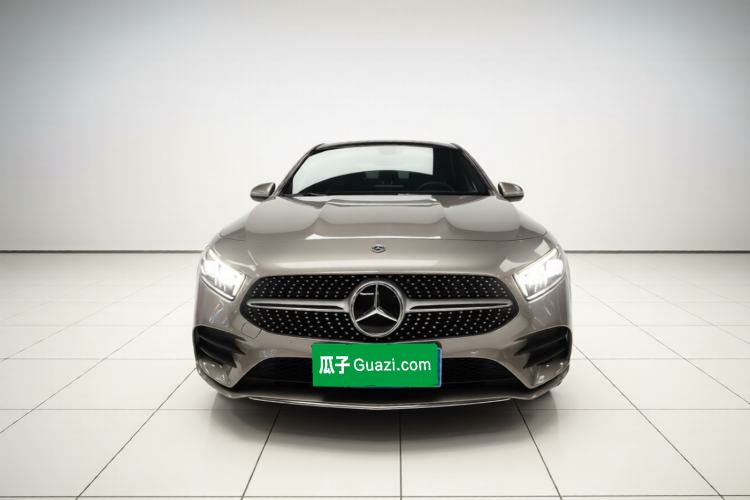 Used Mercedes-Benz A-Class 2021 A 200 L Sport Sedan Fashion Model
