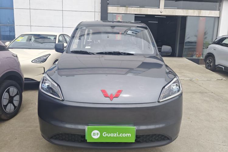 Used Wuling Hongguang New Energy 2024 All-Electric Model 300KM Standard Version Front