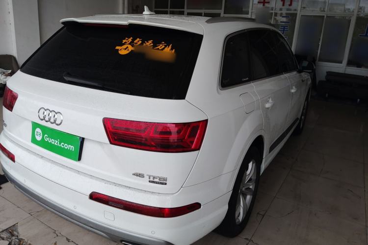 Used Audi Q7 2016 45 TFSI Technology Edition Rear Right 45 Deg