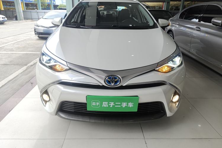 Used Toyota Levin 2016 Dual-Engine 1.8H GS E-CVT Elite Model with Sunroof Front