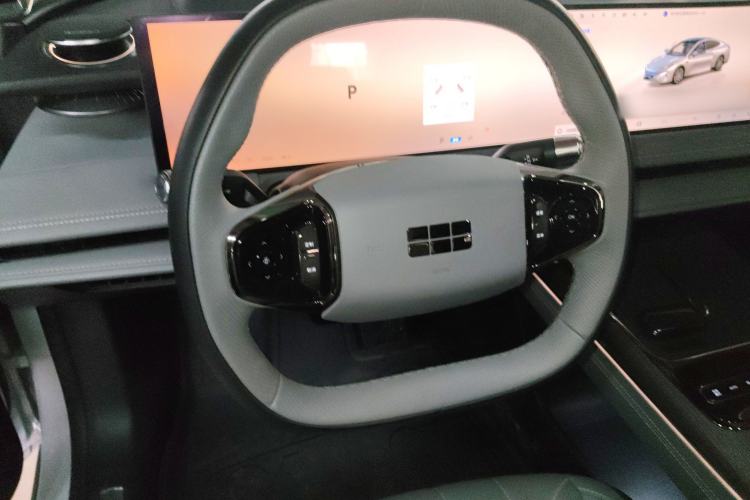 Used Geely Galaxy E8 2025 700 km Long-Range Intelligent Driving Version