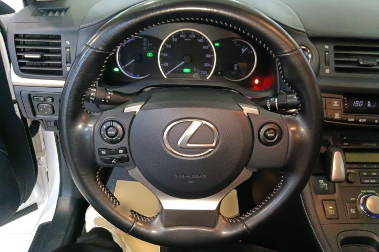 Used Lexus CT 2017 CT200h Elite Edition Solid Color China V Standard