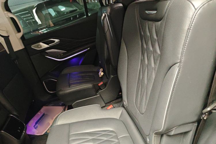 Used Hongqi HS7 PHEV 2024 2.0T PHEV Four-Wheel Drive Flagship Edition 6 Seats
