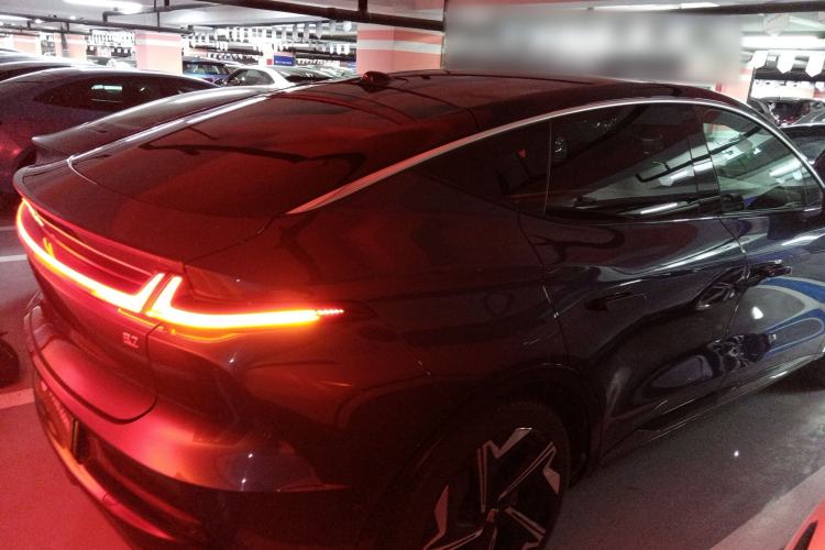 Used Rising R7 2022 High-Performance Advanced Edition
