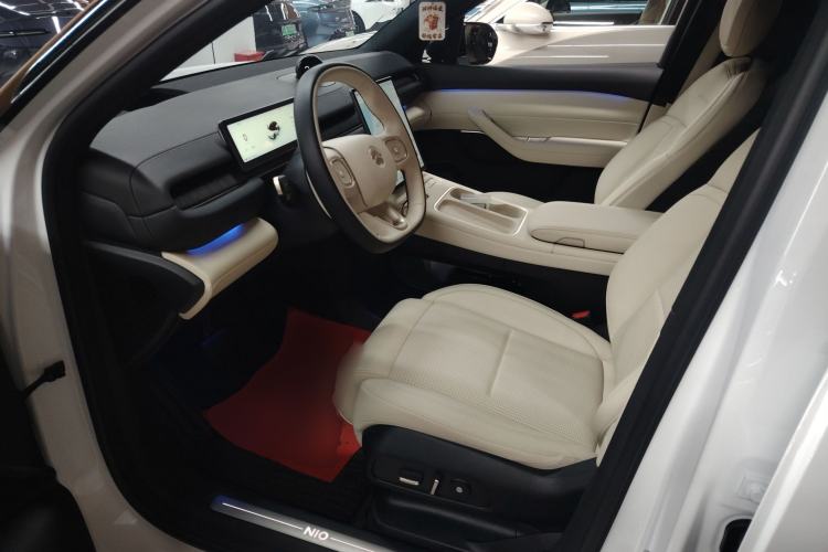 Used Nio ES6 2024 75 kWh Left Front Seat