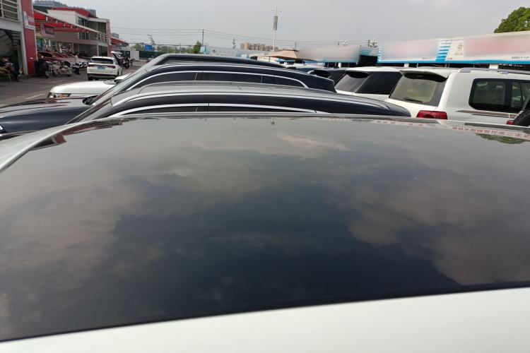 Used Land Rover Discovery Sport 2019 240 PS SE Version China VI Standard Roof