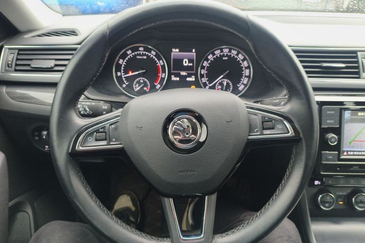 Used Skoda Superb 2016 TSI330 DSG Smart Drive Edition Steering Wheel