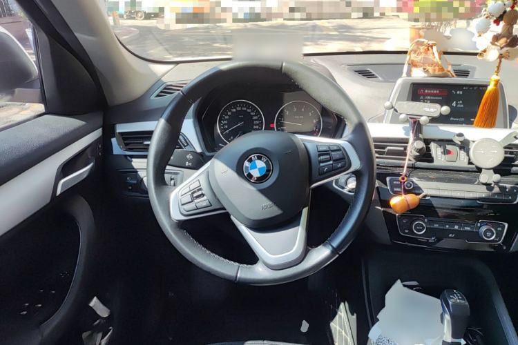 Used BMW X1 2018 sDrive20Li Leading Model
