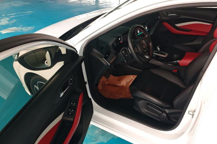 Used MG 5 2021 300TGI DCT Elegant Luxury Edition