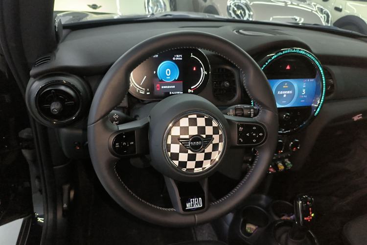 Used MINI 2023 1.5T COOPER Midnight Escape Special Edition Steering Wheel