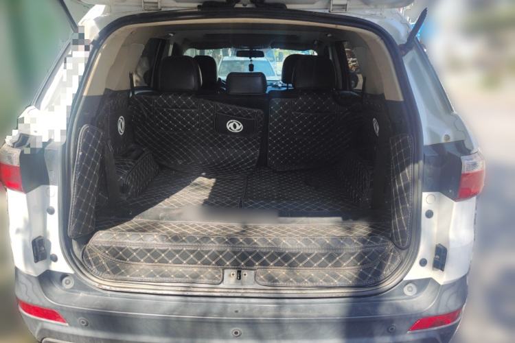 Used Dongfeng Fengon S560 2018 1.8L Manual Comfort 7-Seater Trunk