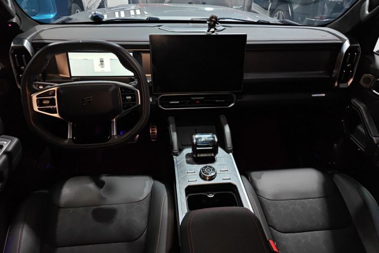 Used JETOUR Traveler 2023 2.0T All-Wheel Drive CrossPRO+