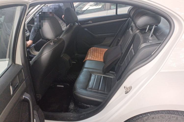 Used Volkswagen Lavida 2017 1.6L Manual Comfort Edition Left Rear Seat