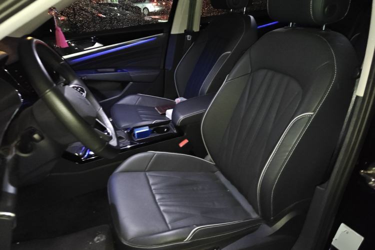 Used Volkswagen Passat 2022 330TSI Starry Luxury Edition Left Front Seat