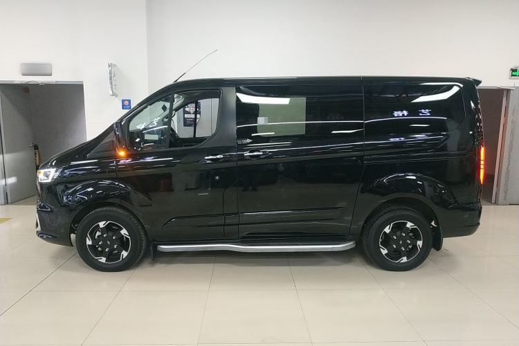 Used Ford Tourneo Custom 2023 2.0T Automatic Prestige Edition