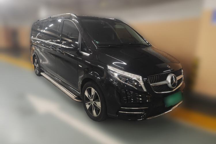 Used Mercedes-Benz V-Class 2020 V 260 L Long-wheelbase Luxury Edition Front Right 45 Deg