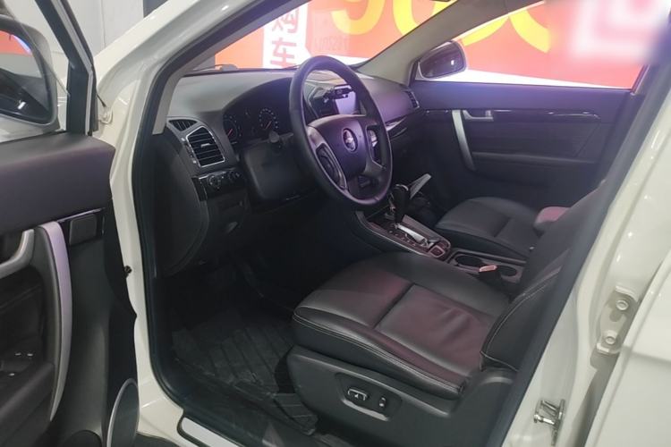 Used Chevrolet Captiva 2014 2.4L 4x4 Flagship Edition 7 Seats
