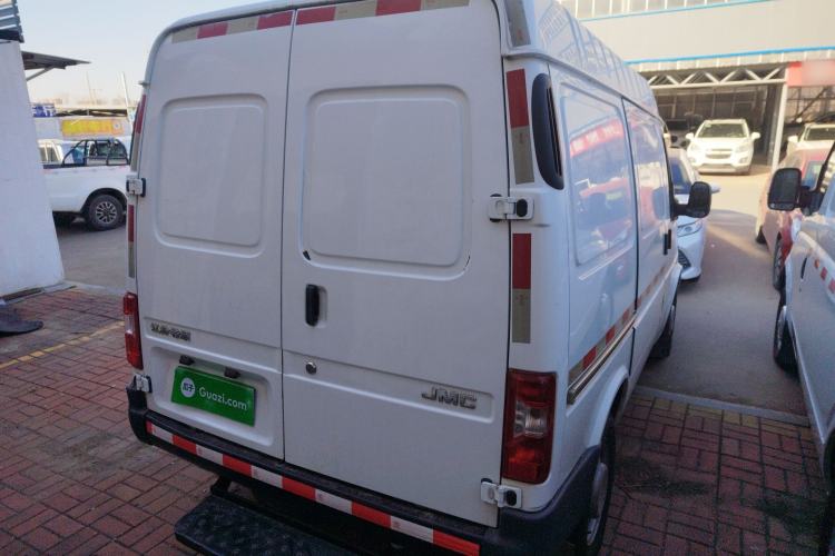 Used JMC Transit 2021 2.8T Space King Standard Version Short Wheelbase Mid-Height Roof 3-Seater Diesel Euro VI JX493 Rear Right 45 Deg