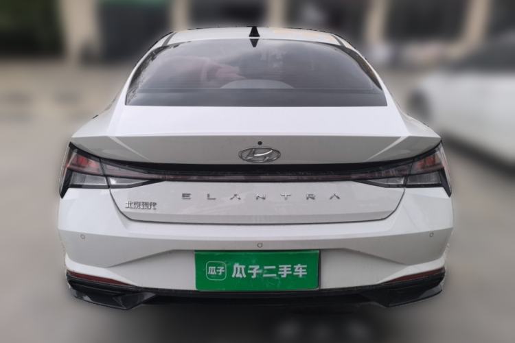 Used Hyundai Elantra 2022 1.5L CVT LUX Prestige Edition
