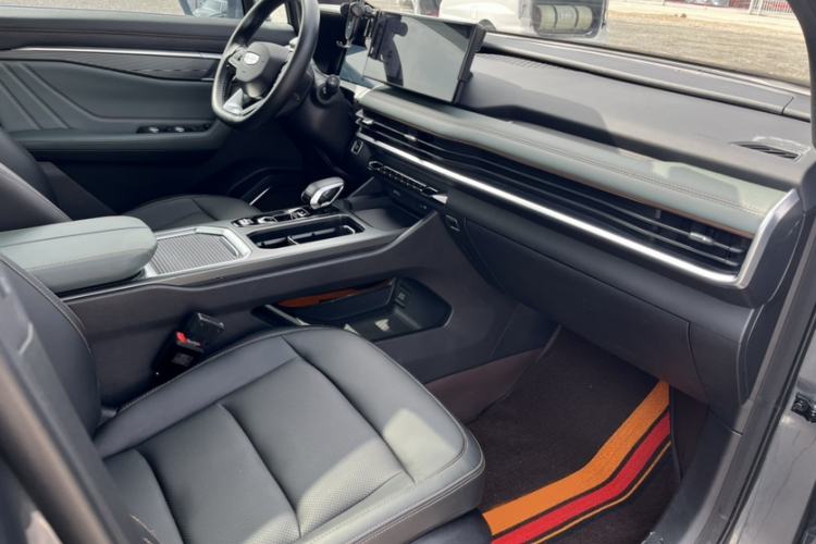 Used Geely Auto Haoyue L 2023 2.0T DCT Prestige Edition