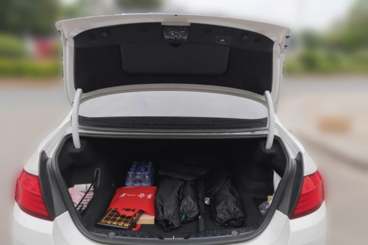 Used BMW 5 Series 2014 528Li Leading Model Trunk