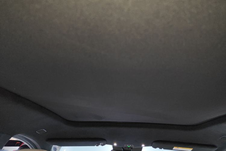 Used Nio ES6 2024 75 kWh Headliner